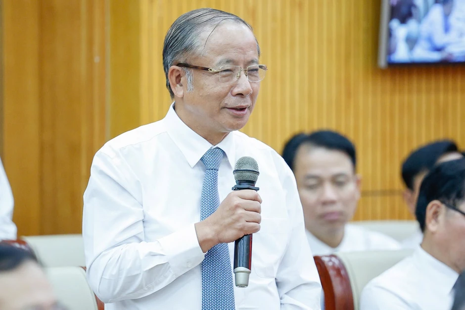 Những doanh nhân trúng cử Đại biểu Quốc hội khóa XVI: Người trẻ nhất SN 1994 đến từ Becamex, lơn tuổi nhất là 2 chủ tịch U80 Những doanh nhân trúng cử Đại biểu Quốc hội khóa XVI: Người trẻ nhất SN 1994 đến từ Becamex, lơn tuổi nhất là 2 chủ tịch U80