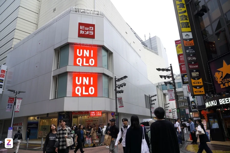 Ông chủ Uniqlo báo lãi lớn Ông chủ Uniqlo báo lãi lớn