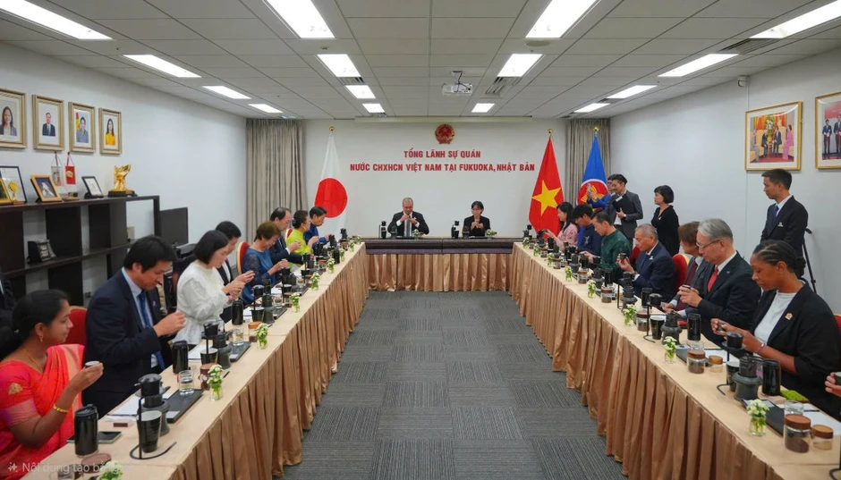 Ông Đặng Lê Nguyên Vũ có động thái đặc biệt tại đất nước hơn 122 triệu dân: Lần đầu giới thiệu 1 điều tại đây Ông Đặng Lê Nguyên Vũ có động thái đặc biệt tại đất nước hơn 122 triệu dân: Lần đầu giới thiệu 1 điều tại đây