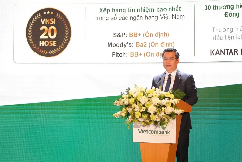 Phát ngôn ấn tượng của các 'ông chủ' ngân hàng Phát ngôn ấn tượng của các 'ông chủ' ngân hàng