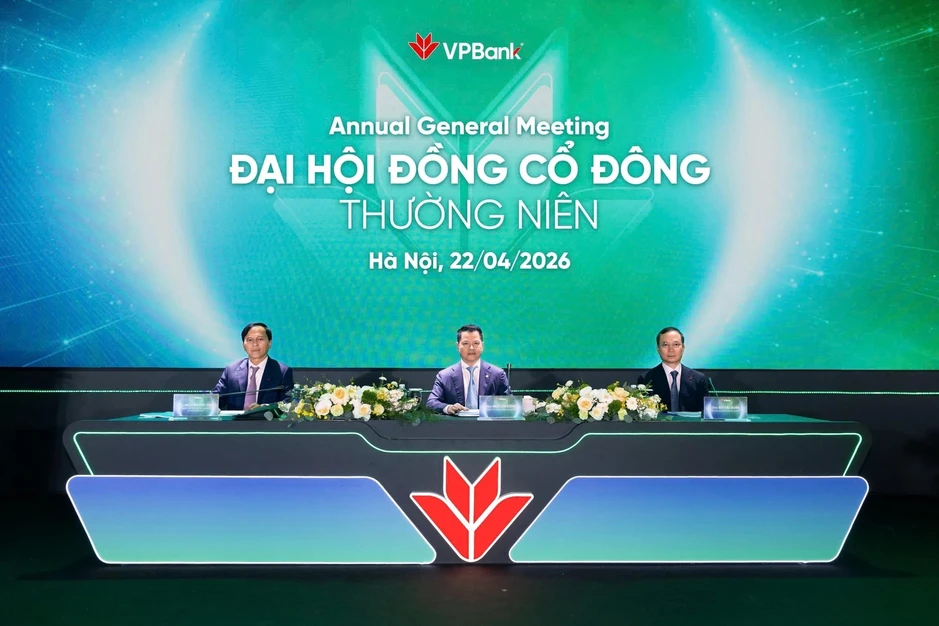 Phát ngôn ấn tượng của các 'ông chủ' ngân hàng Phát ngôn ấn tượng của các 'ông chủ' ngân hàng