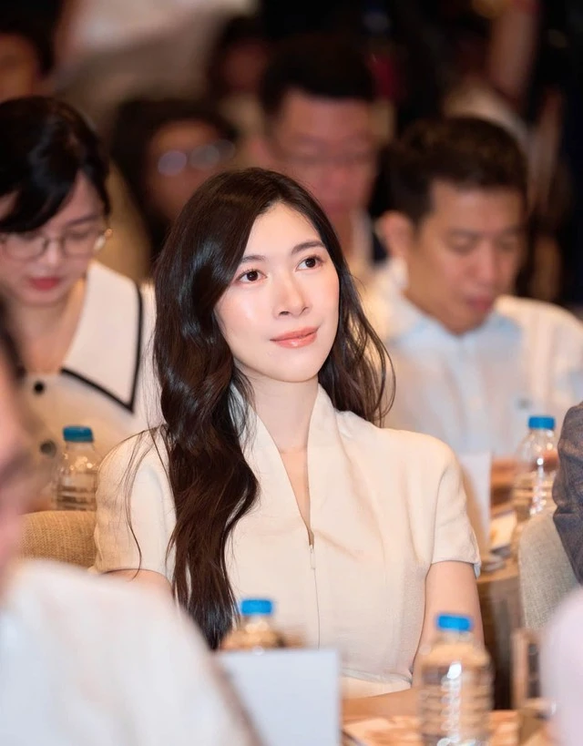 Phó Chủ tịch Alphanam Nguyễn Ngọc Mỹ: Doanh nghiệp cần bắt tay tổ chức xã hội để hợp lực, đưa các sáng kiến cộng đồng đi xa hơn Phó Chủ tịch Alphanam Nguyễn Ngọc Mỹ: Doanh nghiệp cần bắt tay tổ chức xã hội để hợp lực, đưa các sáng kiến cộng đồng đi xa hơn