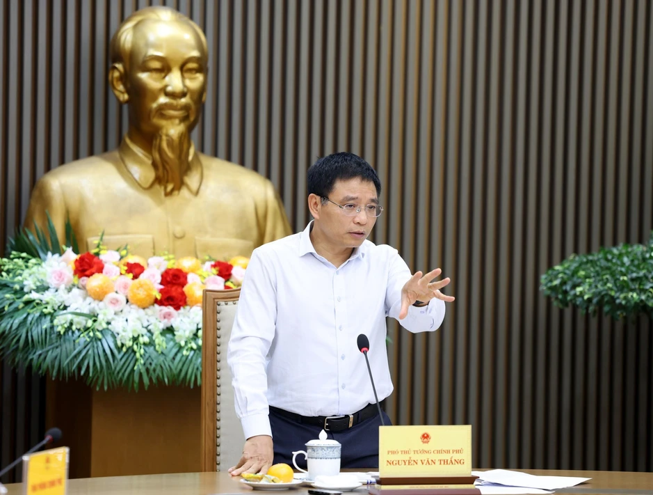 Phó Thủ tướng: Khẩn trương giảm lãi suất cho vay Phó Thủ tướng: Khẩn trương giảm lãi suất cho vay