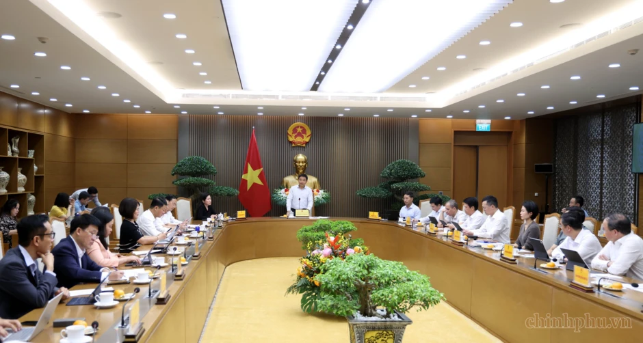 Phó Thủ tướng: Khẩn trương giảm lãi suất cho vay Phó Thủ tướng: Khẩn trương giảm lãi suất cho vay