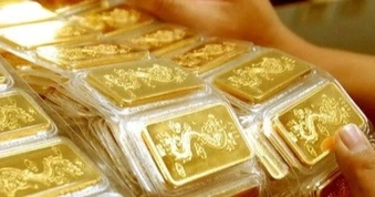 Quỹ vàng lớn nhất thế giới dồn tiền mua 8 tấn sau khi liên tục bán ra