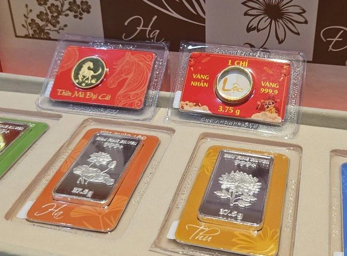 Sáng 3-3, giá vàng miếng SJC và bạc Phú Quý biến động mạnh Sáng 3-3, giá vàng miếng SJC và bạc Phú Quý biến động mạnh
