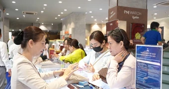 Sáng 4-3, giá vàng miếng SJC, vàng nhẫn rớt 5 triệu đồng/lượng