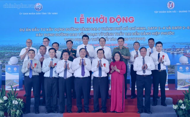 Sau cam kết bảo hành 10 năm, Chủ tịch Tập đoàn Sơn Hải đưa ra lời hứa "hạng nhất" tại tỉnh giáp Campuchia