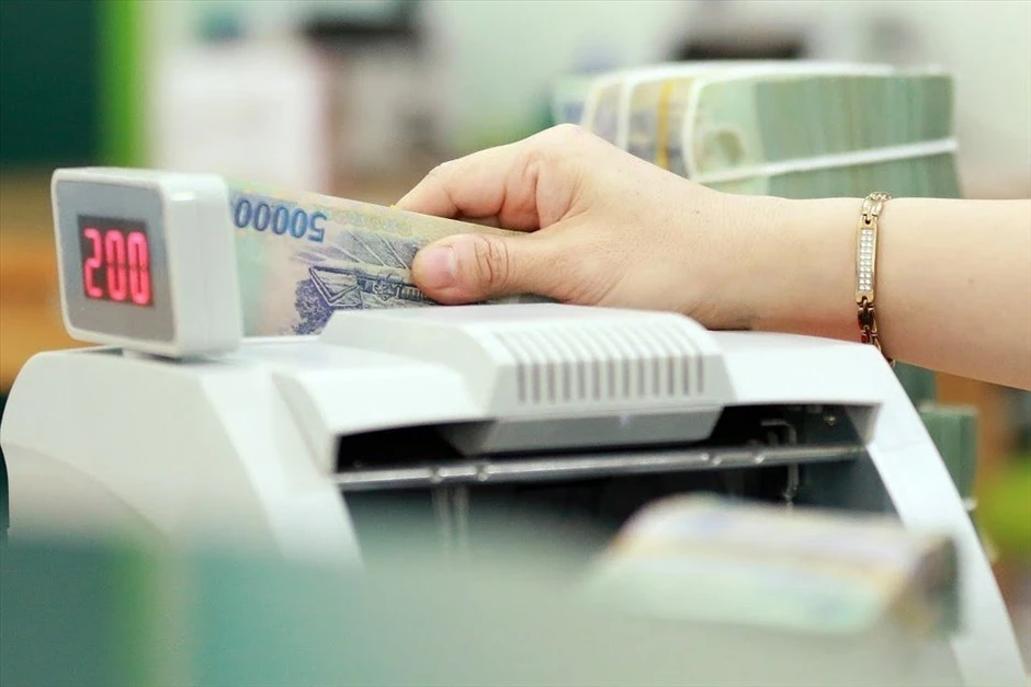 Sau cú tăng tới 300 điểm cơ bản, VDSC chỉ ra yếu tố giúp lãi suất huy động cân bằng Sau cú tăng tới 300 điểm cơ bản, VDSC chỉ ra yếu tố giúp lãi suất huy động cân bằng