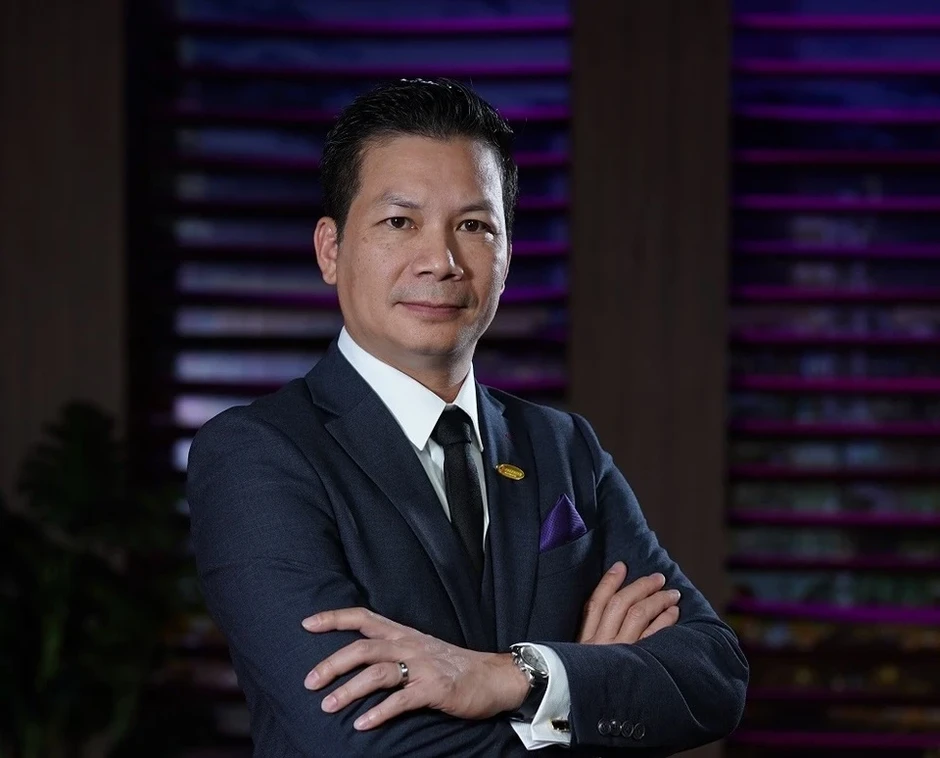 Shark Hưng bất ngờ nộp đơn xin từ chức ở Cen Land Shark Hưng bất ngờ nộp đơn xin từ chức ở Cen Land