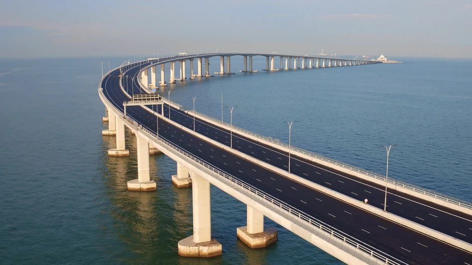 Siêu cầu vượt biển dài nhất thế giới tích hợp 2 đảo nhân tạo, vốn đầu tư 20 tỷ USD: Ngốn lượng thép bằng 60 tháp Eiffel, đường hầm dưới biển được ghép từ 33 đốt khổng lồ nặng 80.000 tấn Siêu cầu vượt biển dài nhất thế giới tích hợp 2 đảo nhân tạo, vốn đầu tư 20 tỷ USD: Ngốn lượng thép bằng 60 tháp Eiffel, đường hầm dưới biển được ghép từ 33 đốt khổng lồ nặng 80.000 tấn