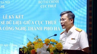 Tăng cường phối hợp trao đổi thông tin hỗ trợ hộ, cá nhân kinh doanh kê khai thuế trên ứng dụng iHanoi