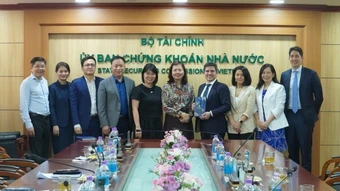 Tạo động lực thu hút mạnh mẽ dòng vốn trong và ngoài nước vào thị trường chứng khoán Việt Nam