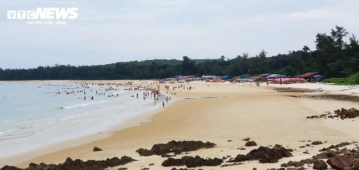 Tạp chí du lịch nổi tiếng Mỹ chọn Vịnh Bái Tử Long là kỳ quan ở Đông Nam Á Tạp chí du lịch nổi tiếng Mỹ chọn Vịnh Bái Tử Long là kỳ quan ở Đông Nam Á
