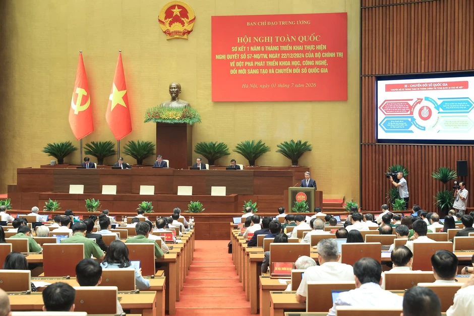 Tập đoàn của tỷ phú Phạm Nhật Vượng đề xuất giải pháp cho các ngành công nghiệp tỷ USD “Make in Vietnam” Tập đoàn của tỷ phú Phạm Nhật Vượng đề xuất giải pháp cho các ngành công nghiệp tỷ USD “Make in Vietnam”