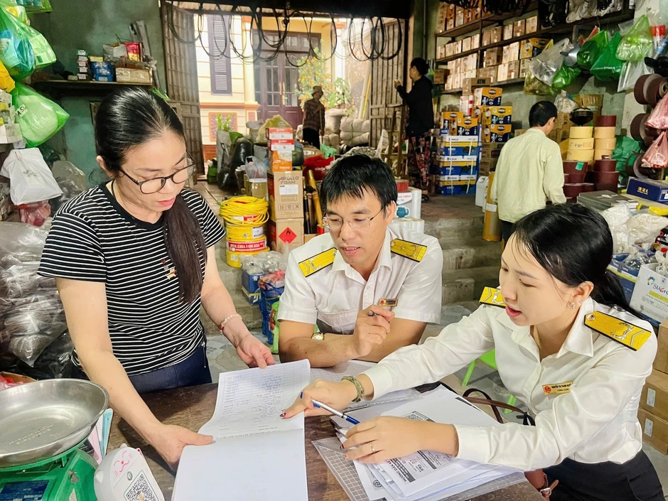 Tất cả người nộp thuế có tên trong danh sách sau cần chú ý thông tin này từ cơ quan thuế Tất cả người nộp thuế có tên trong danh sách sau cần chú ý thông tin này từ cơ quan thuế