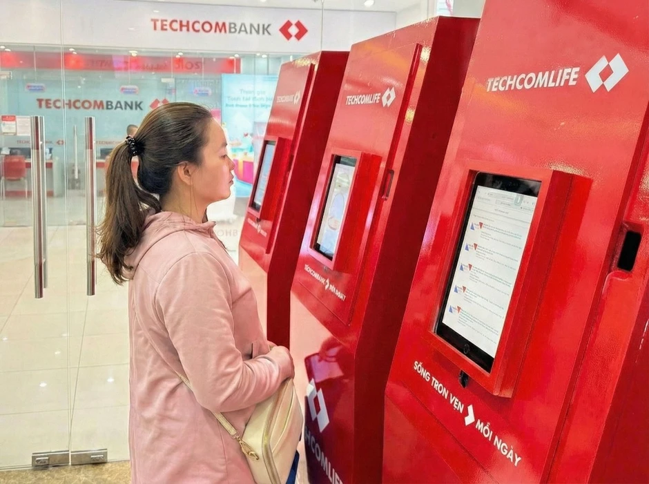 Techcom Life đã áp sát Manulife và AIA Techcom Life đã áp sát Manulife và AIA