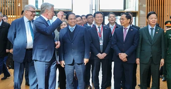 Thăm Tập đoàn khí đốt hàng đầu Nga, Thủ tướng hoan nghênh xây kho cảng LNG, nhà máy điện khí ở Việt Nam