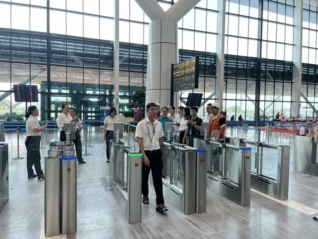 Thay đổi lớn về giấy tờ khi đi máy bay mà hành khách bắt buộc phải nắm rõ Thay đổi lớn về giấy tờ khi đi máy bay mà hành khách bắt buộc phải nắm rõ