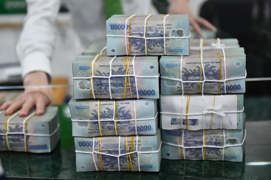 Thêm ngân hàng nâng lãi suất huy động lên hơn 8%/năm Thêm ngân hàng nâng lãi suất huy động lên hơn 8%/năm