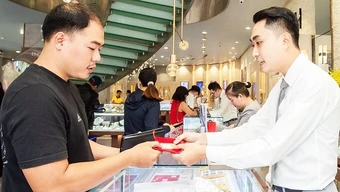 Thị trường vàng cần sự cân bằng bền vững