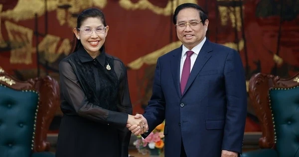 Thủ tướng đề nghị Thái Lan đảm bảo cung ứng nhiên liệu hàng không Thủ tướng đề nghị Thái Lan đảm bảo cung ứng nhiên liệu hàng không