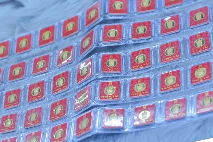 Tối 2-3, giá vàng thế giới bất ngờ rớt mạnh Tối 2-3, giá vàng thế giới bất ngờ rớt mạnh