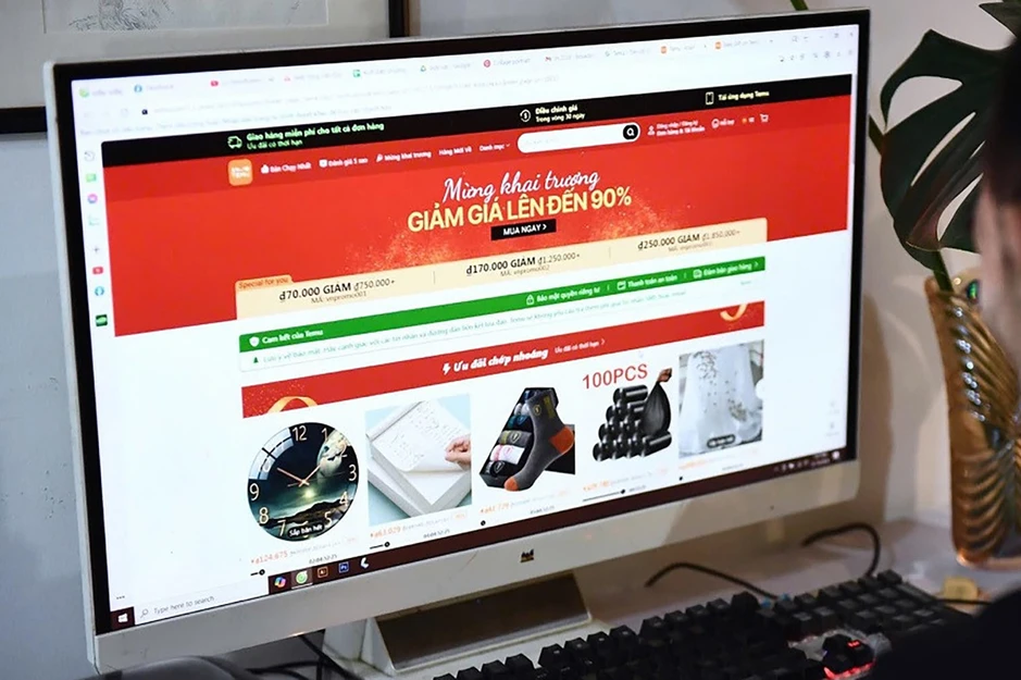 Tối nào cũng xem livestream cho vui, tốn bạc triệu, tiêu hết tiền tiết kiệm Tối nào cũng xem livestream cho vui, tốn bạc triệu, tiêu hết tiền tiết kiệm