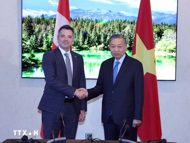 Tổng Bí thư, Chủ tịch nước chứng kiến Việt Nam ký thỏa thuận với Canada ở lĩnh vực góp hơn 17 tỷ USD cho GDP