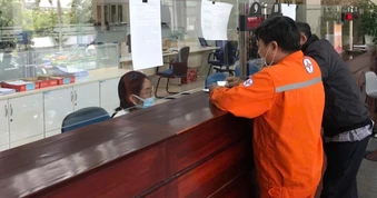 TPHCM “cầm tay chỉ việc” hộ kinh doanh tại từng chợ, tuyến phố khai thuế