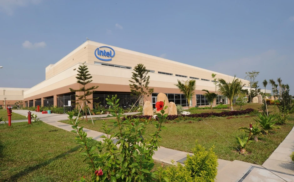 TPHCM có nhà máy Intel lớn nhất toàn cầu, dự kiến xuất khẩu 14,6 tỷ USD TPHCM có nhà máy Intel lớn nhất toàn cầu, dự kiến xuất khẩu 14,6 tỷ USD