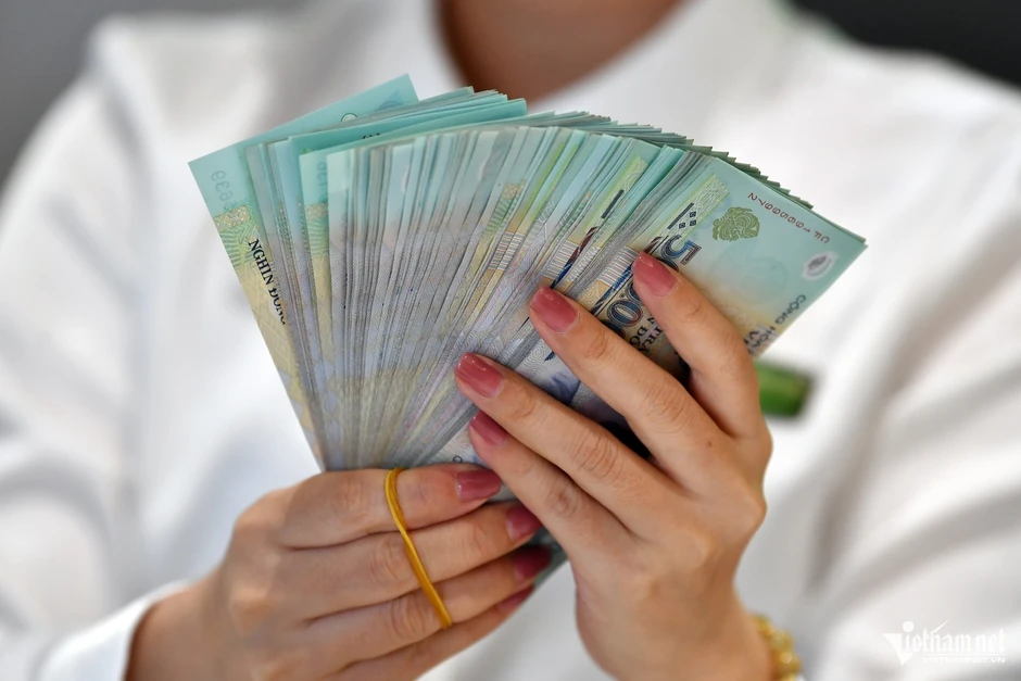Trả lương nhân viên sau khi nghỉ việc, doanh nghiệp khấu trừ thuế TNCN thế nào?