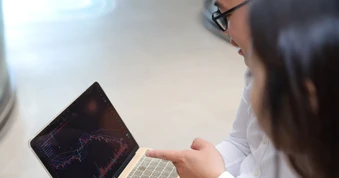 Trước thời khắc lịch sử của chứng khoán Việt Nam, thị trường ra sao?