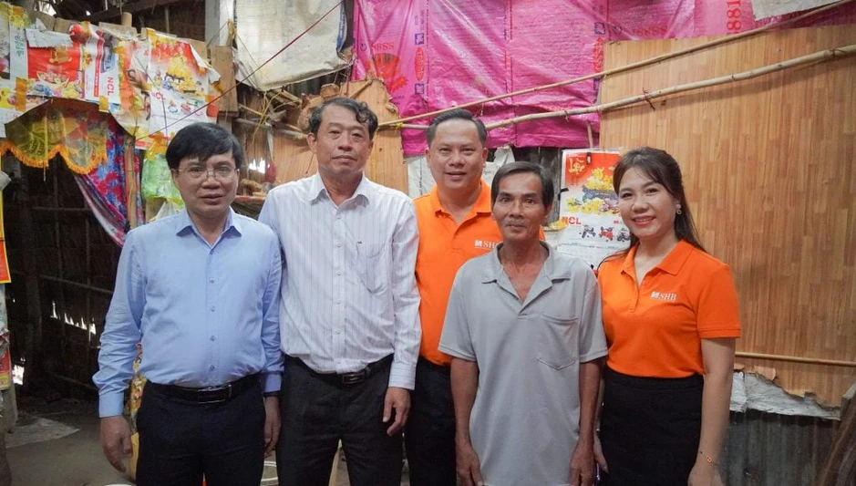 Từ 'ngân hàng hạnh phúc' đến hành trình phụng sự và lan tỏa ở SHB
