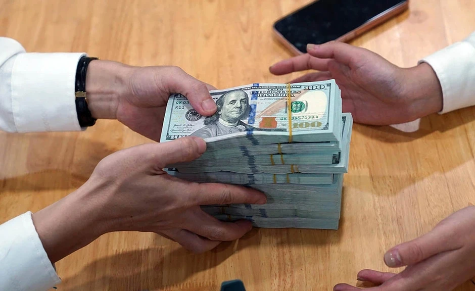 Tỷ giá phập phồng tăng