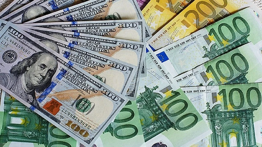 Tỷ giá USD hôm nay (16/3): Trung tâm tăng, "chợ đen" giảm ở cả 2 chiều mua và bán Tỷ giá USD hôm nay (16/3): Trung tâm tăng, "chợ đen" giảm ở cả 2 chiều mua và bán