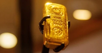 Vàng rớt mốc 4.400 USD, vì sao giới phân tích vẫn nhắm 10.000 USD?