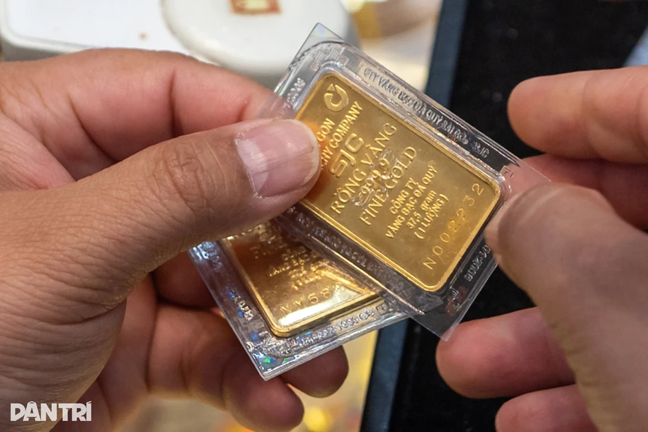 Vàng SJC "bốc hơi" 1,4 triệu đồng theo đà giảm giá vàng thế giới Vàng SJC "bốc hơi" 1,4 triệu đồng theo đà giảm giá vàng thế giới