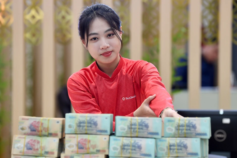 Vay 1,5 tỷ mua nhà, mỗi tháng trả 25 triệu: 'Bản án tài chính' với vợ chồng trẻ Vay 1,5 tỷ mua nhà, mỗi tháng trả 25 triệu: 'Bản án tài chính' với vợ chồng trẻ