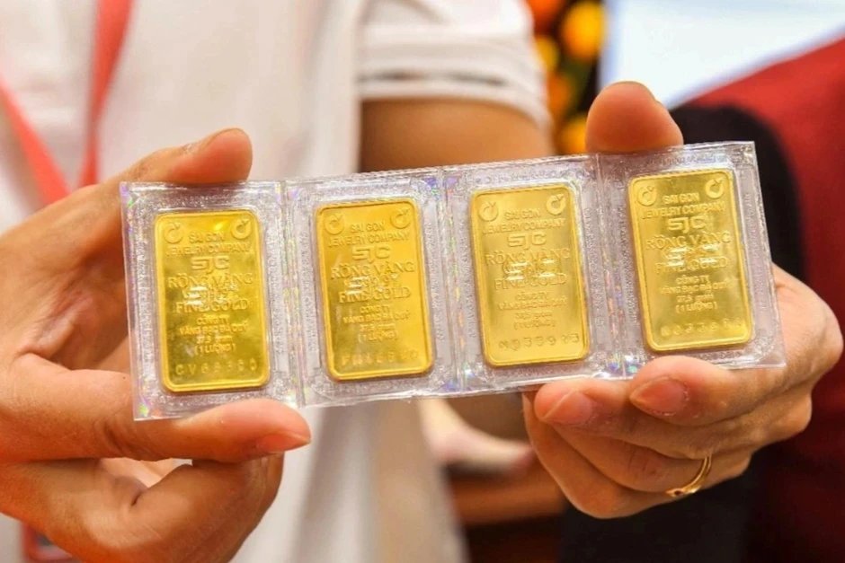 Vì sao giá vàng trong nước luôn cao hơn giá vàng thế giới? Vì sao giá vàng trong nước luôn cao hơn giá vàng thế giới?