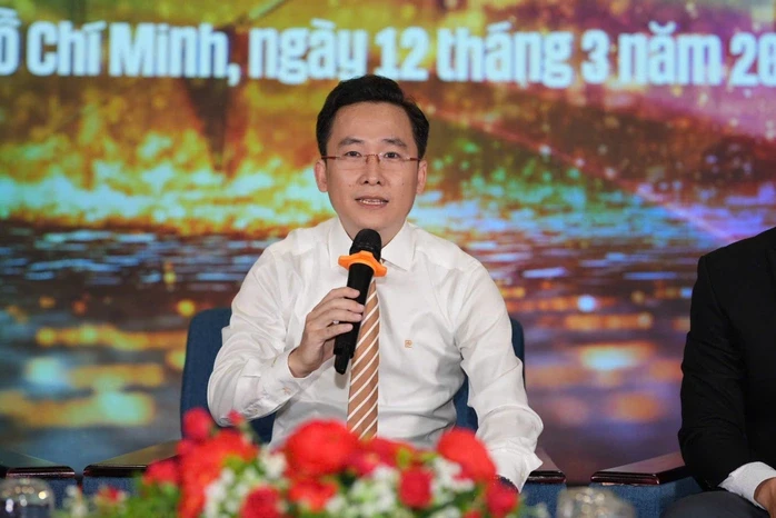 VIDEO: Chuyên gia nêu chiến lược đầu tư vàng, chứng khoán không lo "đu đỉnh"