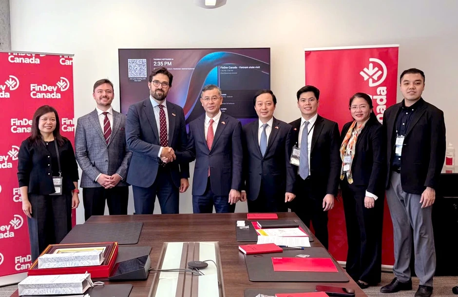Việt Nam muốn hút thêm dòng vốn dài hạn từ Canada Việt Nam muốn hút thêm dòng vốn dài hạn từ Canada