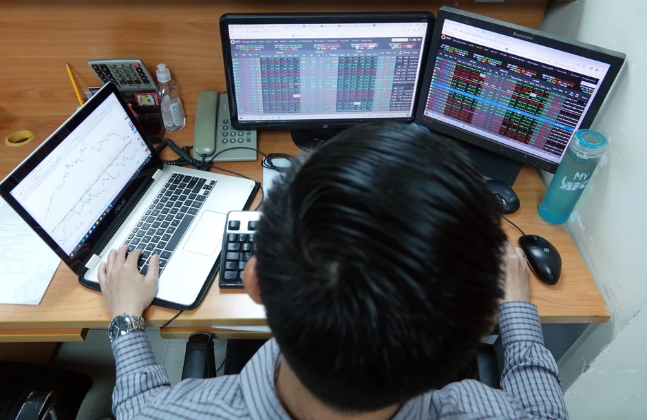 VinaCapital ra mắt hai quỹ ETF chiến lược đầu tiên tại Việt Nam VinaCapital ra mắt hai quỹ ETF chiến lược đầu tiên tại Việt Nam