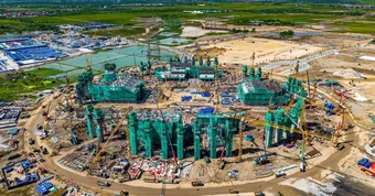 Vingroup đang làm đại lộ rộng gần gấp 3 lần đường băng sân bay Tân Sơn Nhất, chạy xuyên siêu dự án 925.000 tỷ đồng, kết nối trực tiếp tới sân vận động 135.00 chỗ lớn nhất thế giới