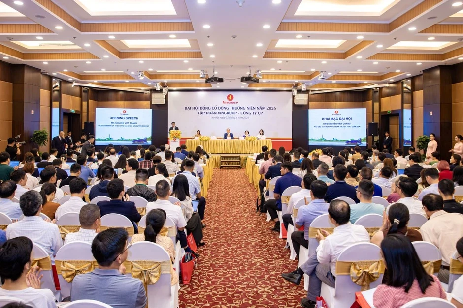 Vingroup đặt mục tiêu bứt phá năm 2026 với lợi nhuận 35.000 tỉ đồng Vingroup đặt mục tiêu bứt phá năm 2026 với lợi nhuận 35.000 tỉ đồng