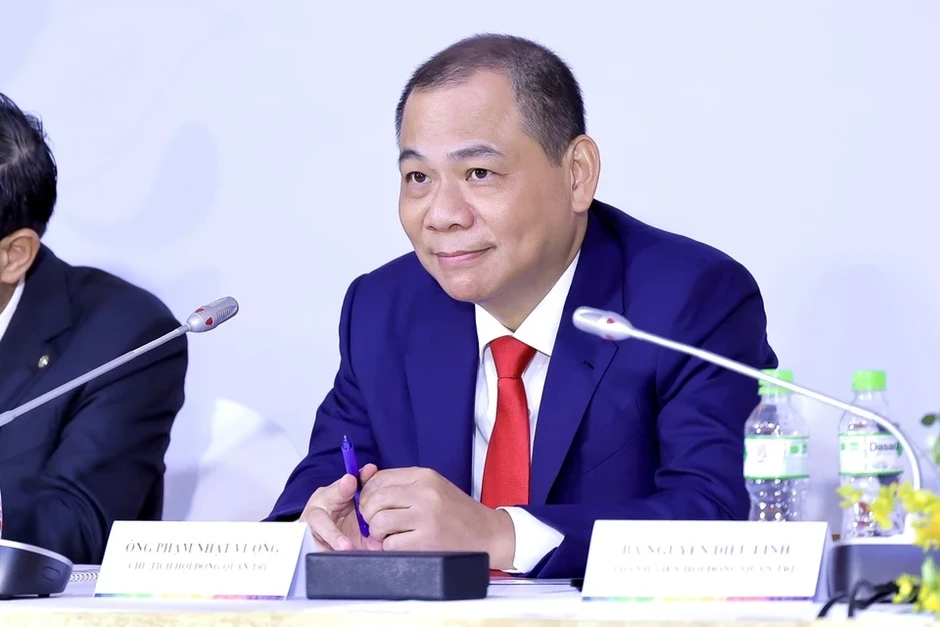 Vingroup vượt đỉnh, tài sản ông Phạm Nhật Vượng vượt 30 tỷ USD