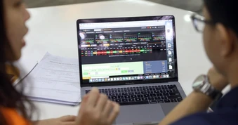 VN-Index kỳ vọng vượt 2.000 điểm: Chuyên gia gọi tên 3 nhóm ngành