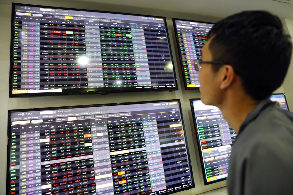 VN-Index mất gần 44 điểm: Điều gì xảy ra và nhà đầu tư cần theo dõi gì? VN-Index mất gần 44 điểm: Điều gì xảy ra và nhà đầu tư cần theo dõi gì?
