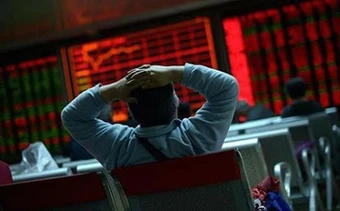 VN-Index mất hơn 60 điểm, chứng khoán Việt giảm mạnh nhất châu Á