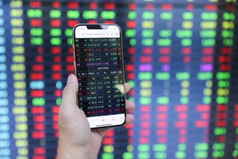 VN-Index tăng mạnh nhất nửa tháng